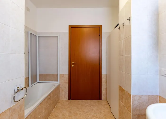 Platani By Interhome ديرفيو